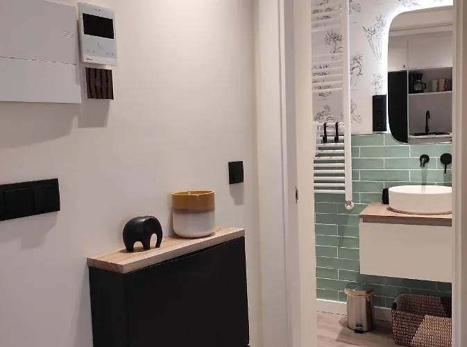 Piso Palomera, 6 By Pisoschulospuntoes