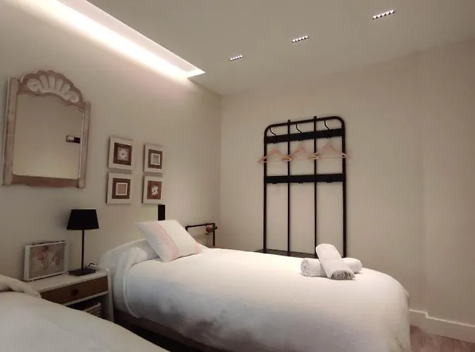 Piso Palomera, 6 By Pisoschulospuntoes לאון